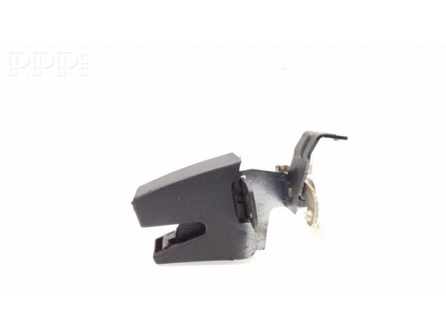 Замок задней крышки