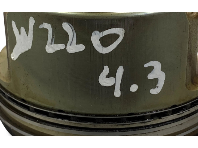 Píst M113941, M113 Mercedes-Benz S W220 113.941