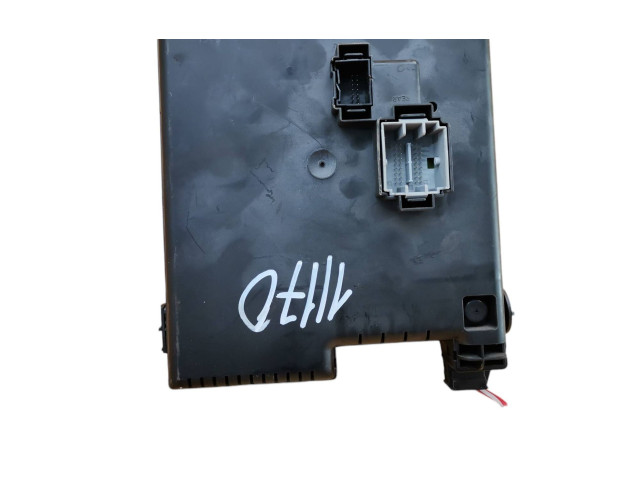 Блок предохранителей 30728512, 28017881   Volvo XC90    