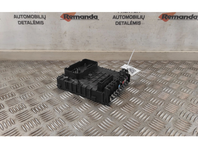 Блок предохранителей 1K0937125A, 1K0937125A Volkswagen Caddy