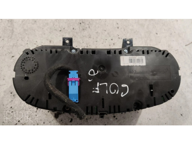 Панель приборов 5K0920871A Volkswagen Golf VI