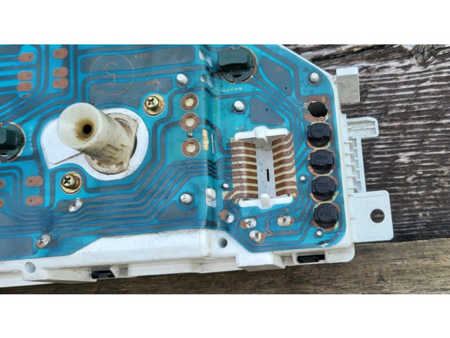 Přístrojová deska  Mitsubishi Colt 1990 MB522785  