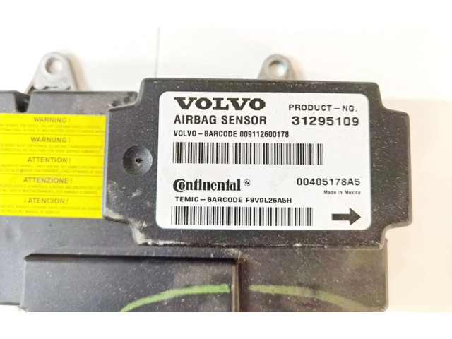 Блок подушек безопасности 31295109   Volvo V50