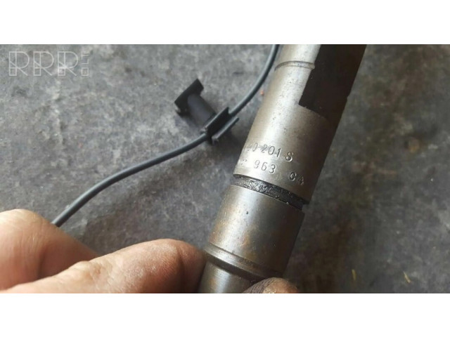 Vstřikovač 028130201S Audi 80 90 S2 B4 pro naftový motor 1.9