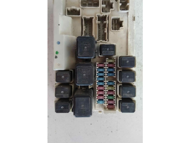  Pojistková skříňka 284B7CD710   Nissan Murano Z50 2003