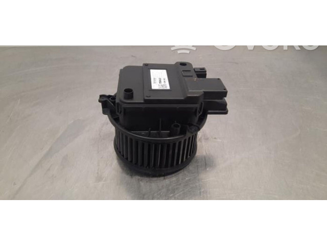 Вентилятор печки    4M1820021C   Audi Q5 SQ5