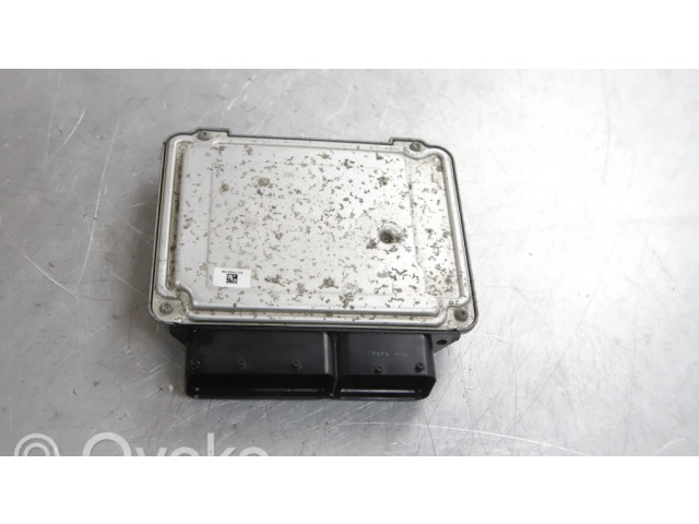 Řídící jednotka 03L906018HM, 0281017092 Seat Alhambra (Mk2) 2012