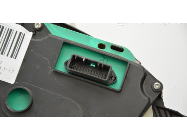 Панель приборов P8200752813 Dacia Logan I