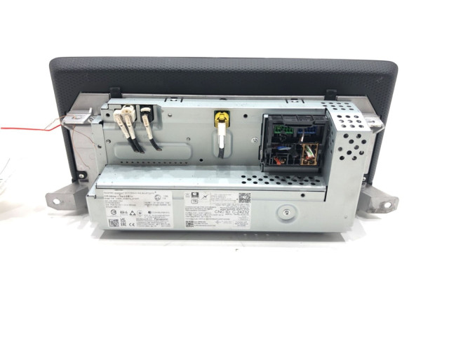 Радио/ проигрыватель CD/DVD / навигация 5E3035869C Skoda Octavia Mk4