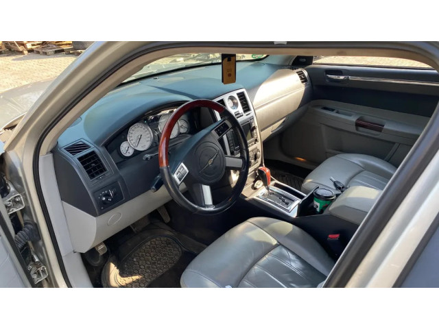 Моторчик заднего дворника 55077451AEA, 95779G    Chrysler 300 - 300C