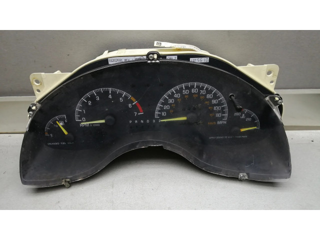 Přístrojová deska Pontiac Grand Prix 1997 16204883, 16202591