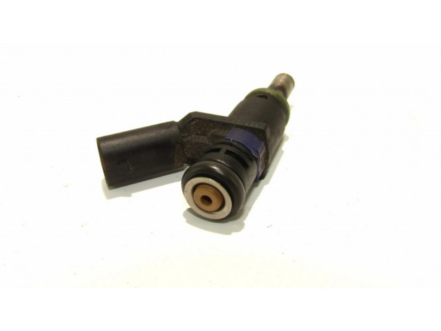 Vstřikovač A0000788749 Mercedes-Benz A W169 pro benzínový motor 1.5 266,920