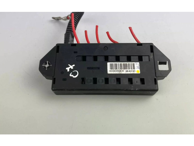 Блок предохранителей 9162323, 9441776 Volvo V70