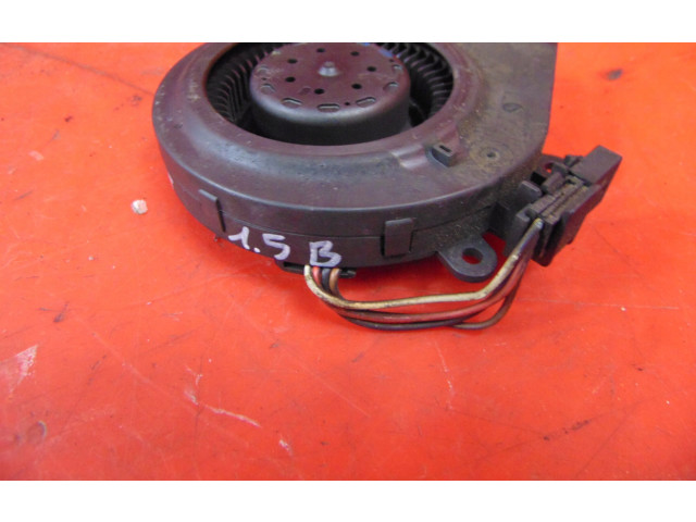 Вентилятор печки 4N0915213B Audi Q3 F3