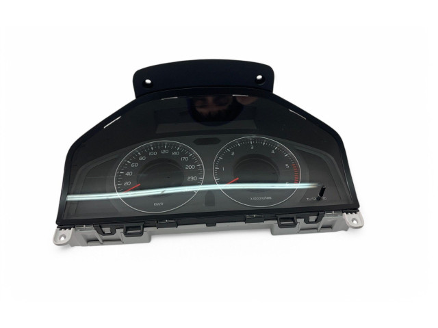 Панель приборов 31270899AA Volvo V70