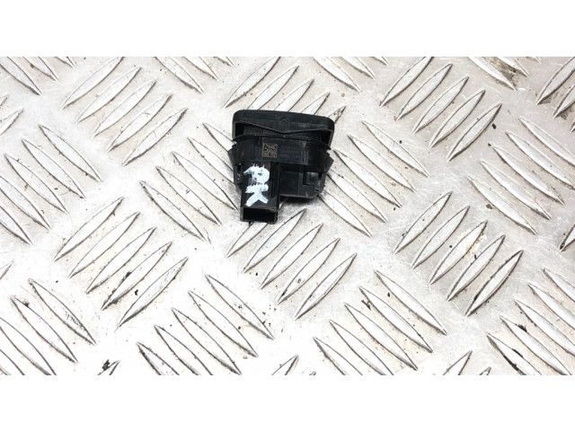 Включатель электрических окон