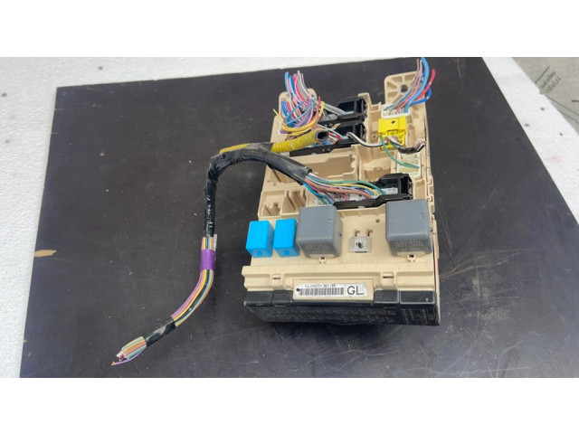 Блок предохранителей GL2HQYY, 021106 Lexus RX 330 - 350 - 400H