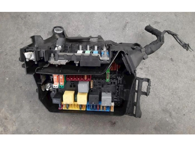 Блок предохранителей  A24654036803   Mercedes-Benz A W176    