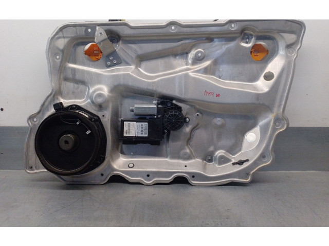 Pojistková skříňka 4E0837850, 70PINES Audi A8 S8 D3 4E 2004