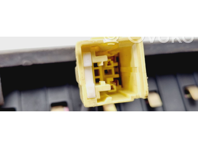 Надувная подушка для пассажира E0283H9Z02 Nissan King Cab, Navara