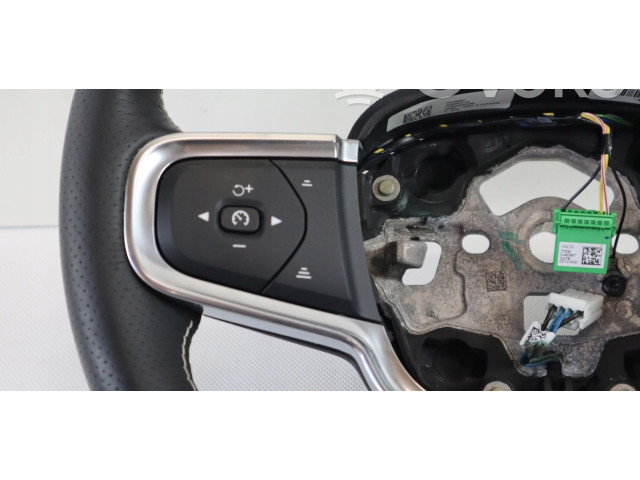 Руль Volvo XC40   -  года 32288650      