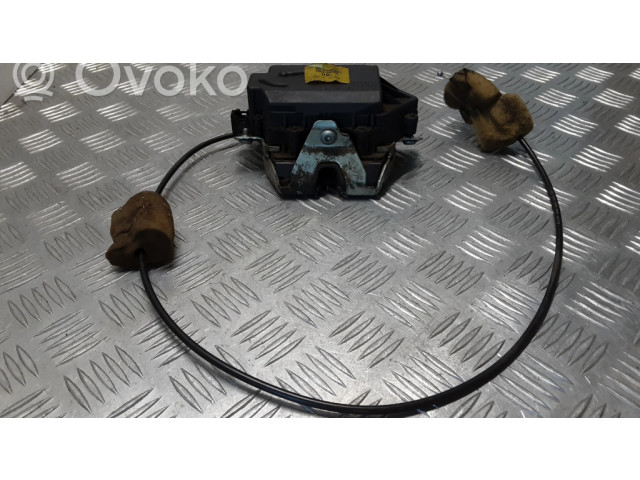 Замок задней крышки