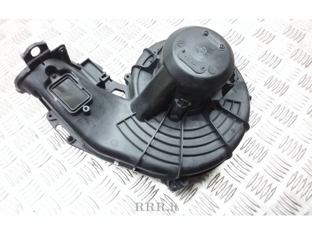 Вентилятор печки    13212690   Opel Meriva A