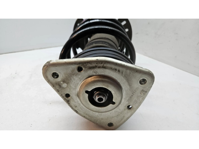 Передний амортизатор      