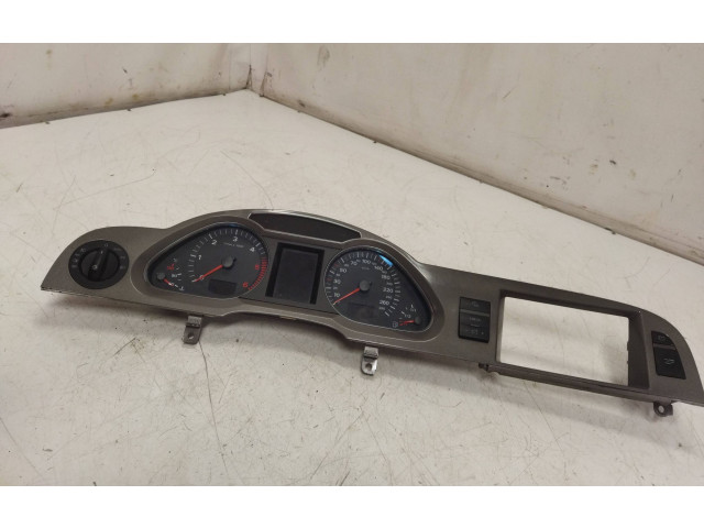 Панель приборов 5550007301   Audi A6 S6 C6 4F       