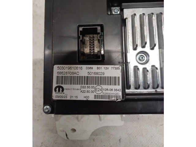 Дисплей Jeep Compass