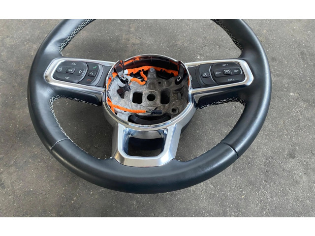 Руль Jeep Wrangler - года 6CB561A3AC