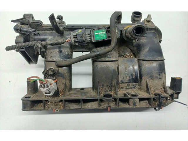 Vstřikovací lišta H8201192544 Renault Sandero I