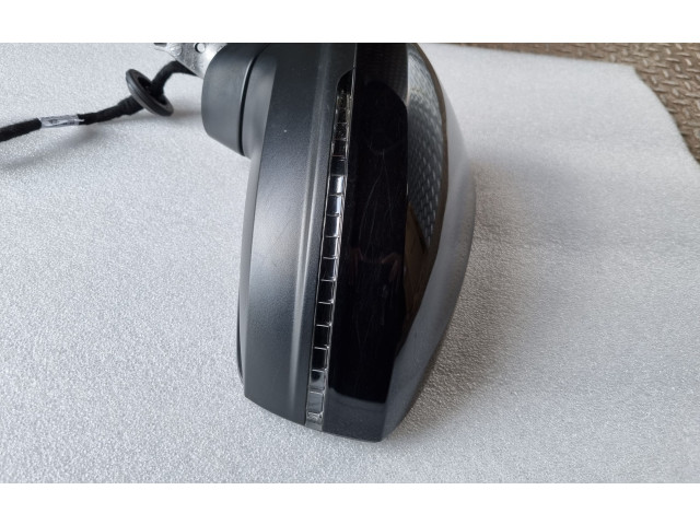 Zpětné zrcátko  Volkswagen Tiguan 2023  5NC857501  