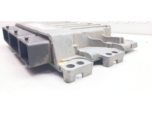 Блок управления двигателя 237106276R, A2C98273600   Dacia Lodgy