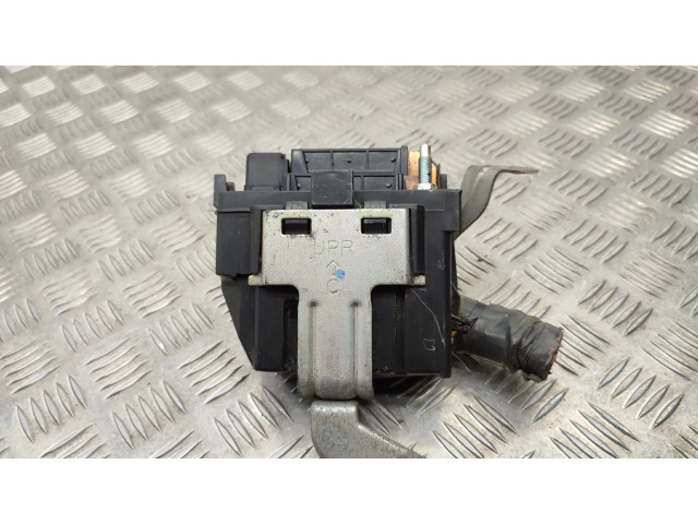 Pojistková skříňka Infiniti Q50 2016