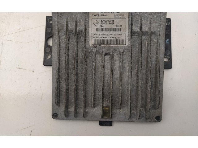 Řídící jednotka 8200399038 Nissan Note (E11) 4450