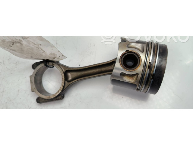 Píst    Volkswagen Transporter - Caravelle T5    FJL 