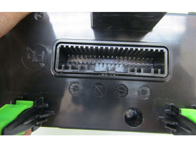 Блок управления климат-контролем 97250J7040   KIA Ceed