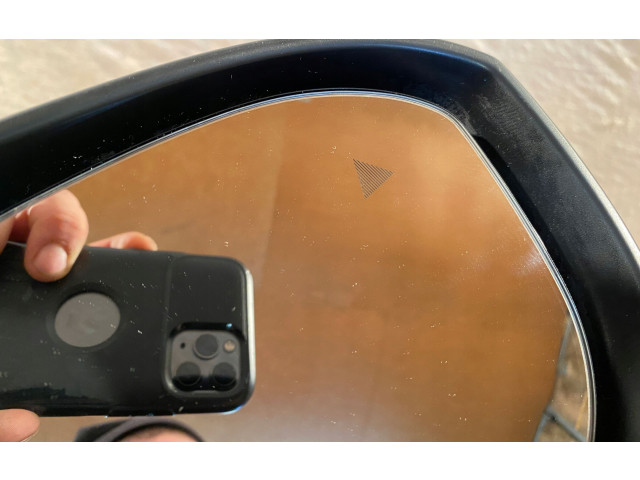 Zpětné zrcátko Nissan Juke II F16 2019