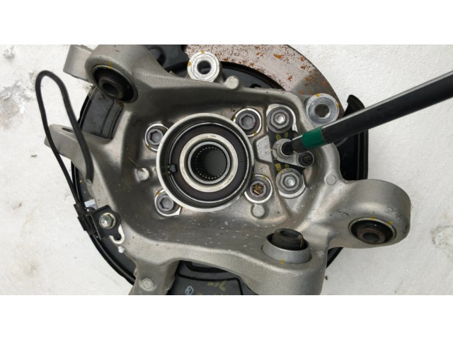 Задний поворотный кулак (ступица, цапфа)