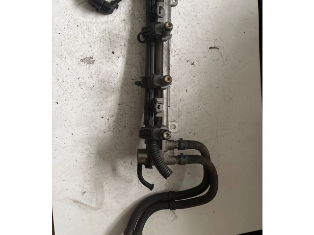 Топливная рампа 036133319 Audi A3 S3 8P для двигателя BLS