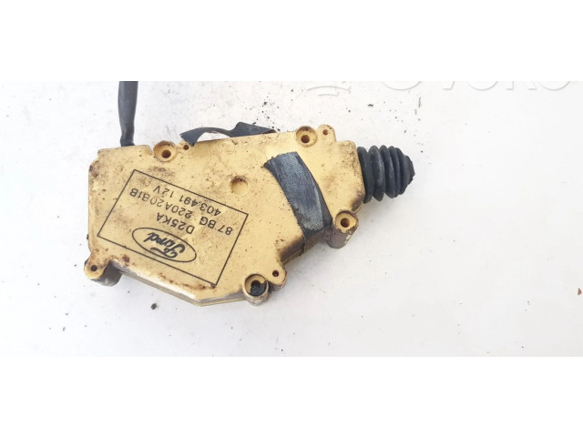 Двигатель центрально замка 87bg220a20b1b, d25ka   Mitsubishi Space Runner   