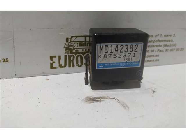 Блок предохранителей MD142382 Mitsubishi L200