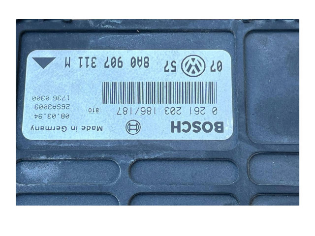 Řídící jednotka 8A0907311M, 26SA3009 Volkswagen Vento 1995