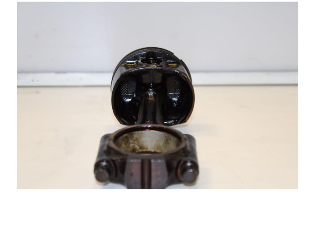 Поршень с шатуном B5254T (3) Volvo C70