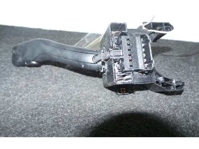 Ручка стеклоочистителей Volkswagen Passat Alltrack