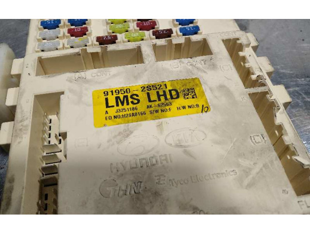 Pojistková skříňka Řídící jednotka BSM 919502S521 Hyundai ix35 2010