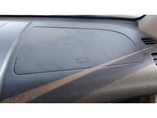 Подушка безопасности водителя Mitsubishi L200