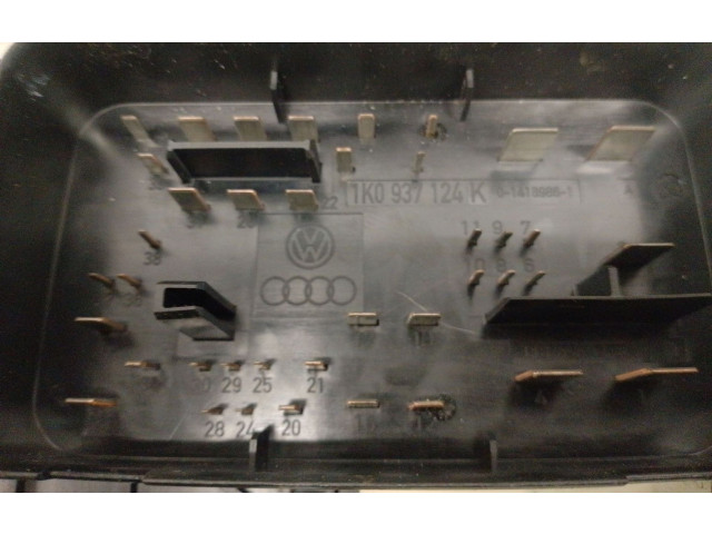 Pojistková skříňka Řídící jednotka BSM 1K0937124K   Volkswagen Caddy 2005