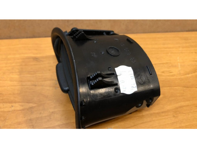 Боковая воздушная решётка